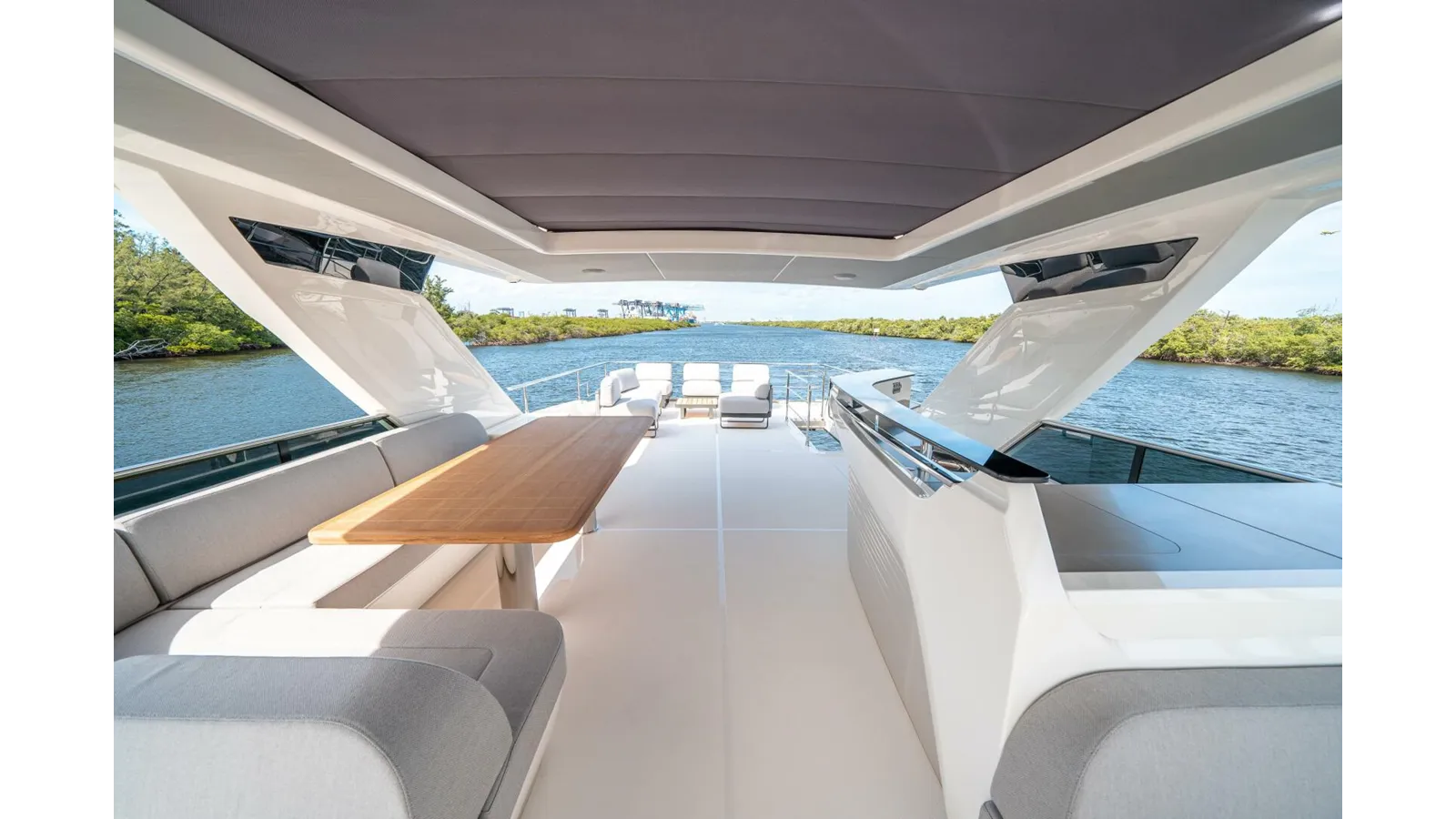 OUR TRADE - Absolute Yachts