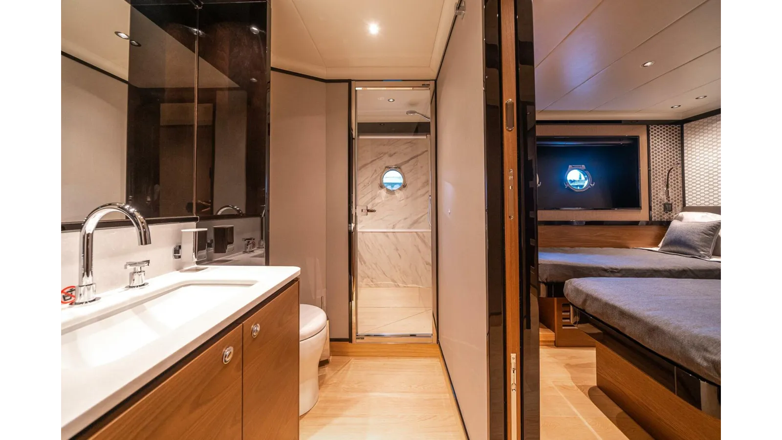 Лучшая цена на OUR TRADE 2023