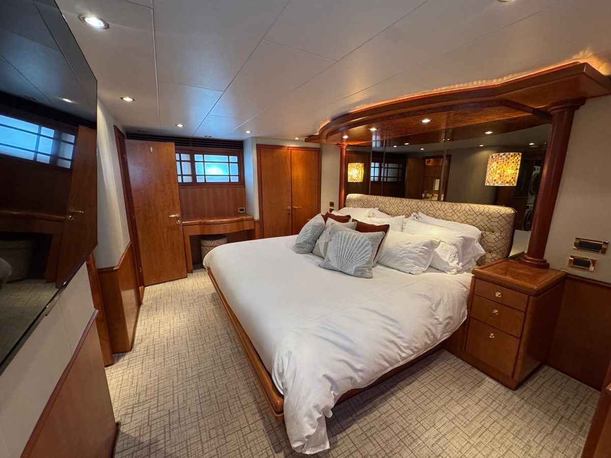 the best price on 68' Hargrave Open Bridge