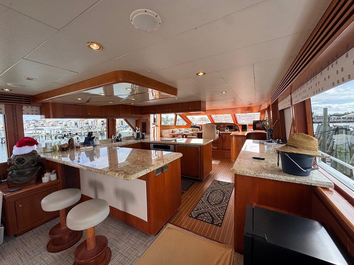 Buy a yacht 68' Hargrave Open Bridge - Hargrave