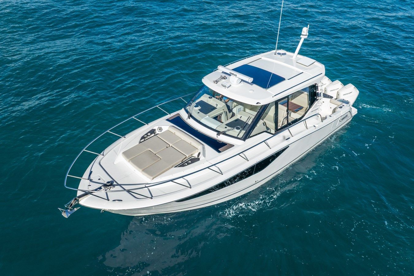 Buy a yacht True Companion 405 Conquest