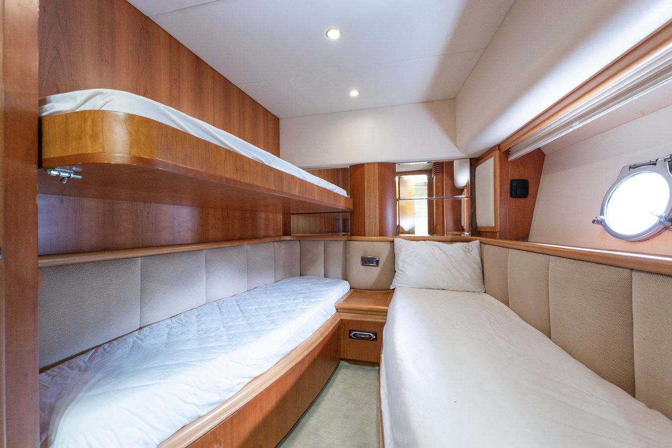 best yacht sales deals SENIOR S - Azimut Yachts