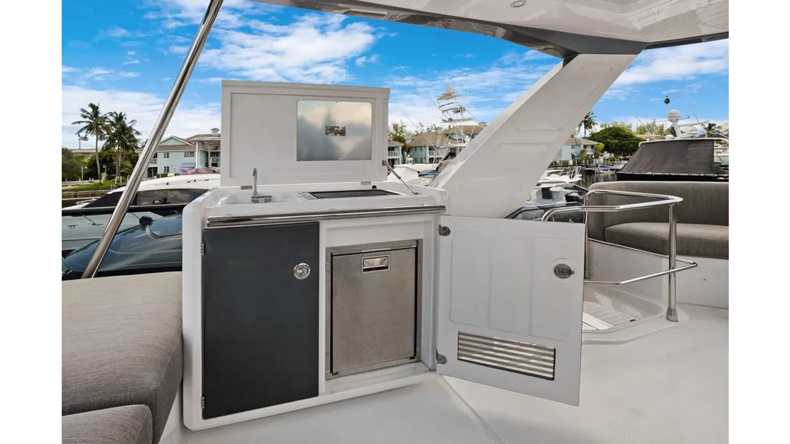 Лучшие предложения покупки яхты 2025 Azimut 53 Fly - Azimut Yachts