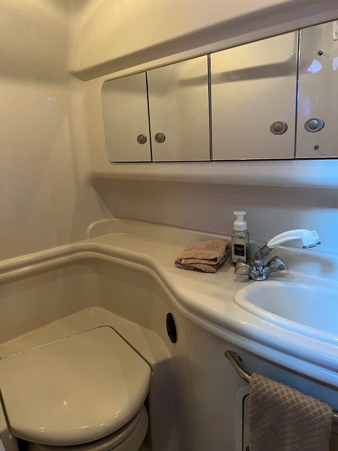 Buy a yacht Wasn't Me Sundancer 340 OB