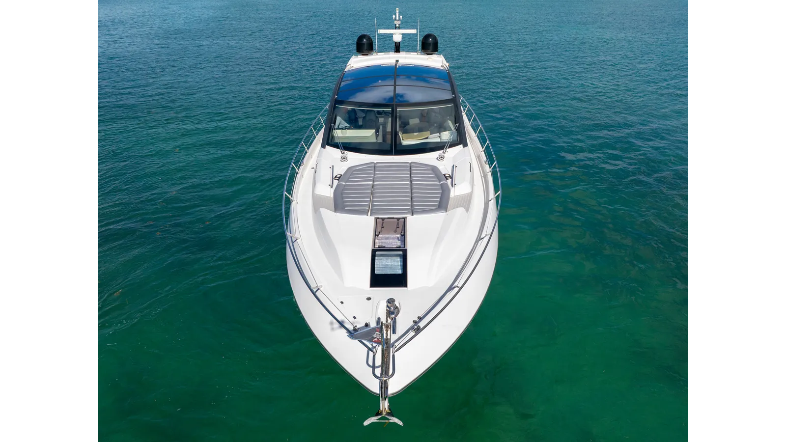 Купить яхту Gravitas - Sunseeker в Shestakov Yacht Sales