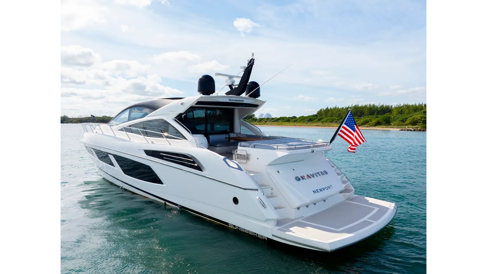 Купить яхту Gravitas - Sunseeker в Shestakov Yacht Sales