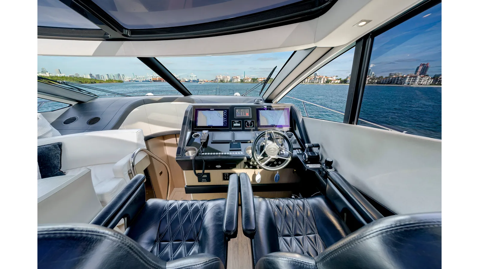 Лучшая цена на Gravitas - Sunseeker