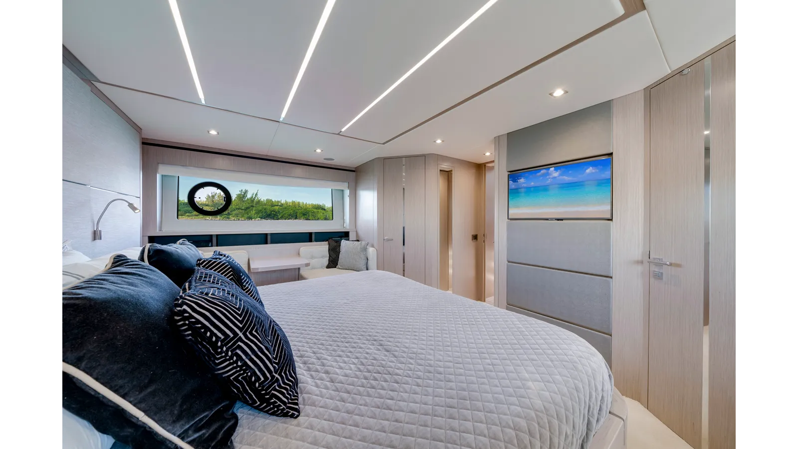 Лучшие предложения покупки яхты Gravitas 68