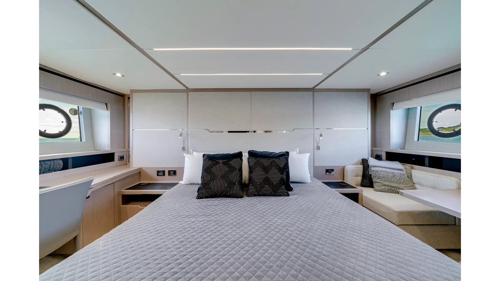 Купить яхту Gravitas 68 Predator в Shestakov Yacht Sales