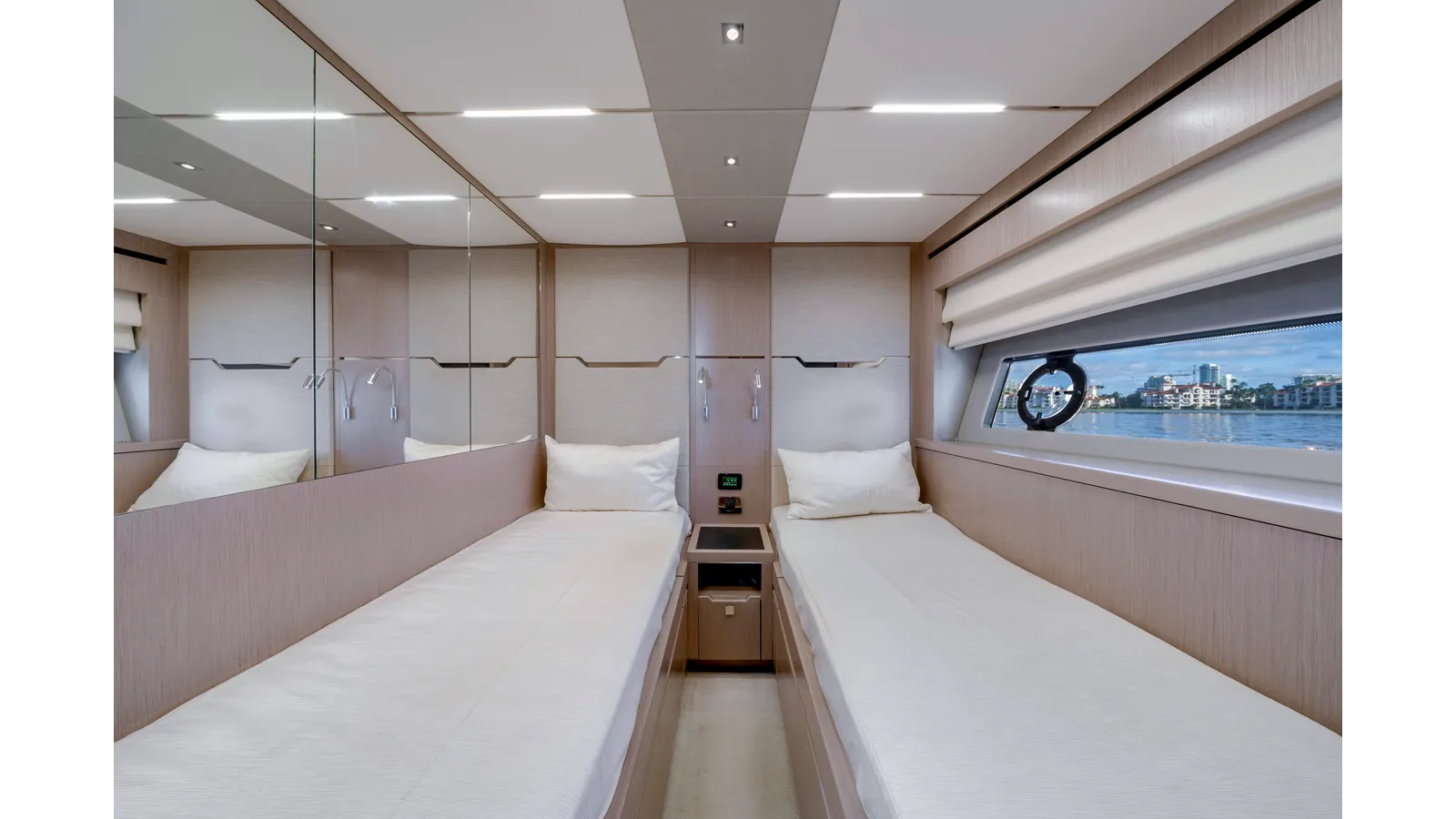 Купить яхту Gravitas - Sunseeker в Shestakov Yacht Sales