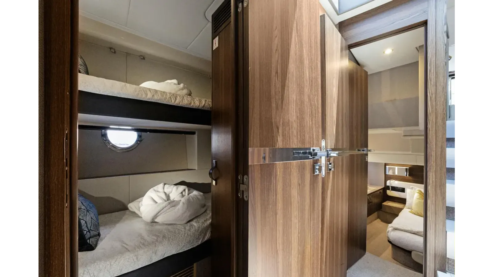 2019 Azimut 50 Flybridge - Azimut Yachts