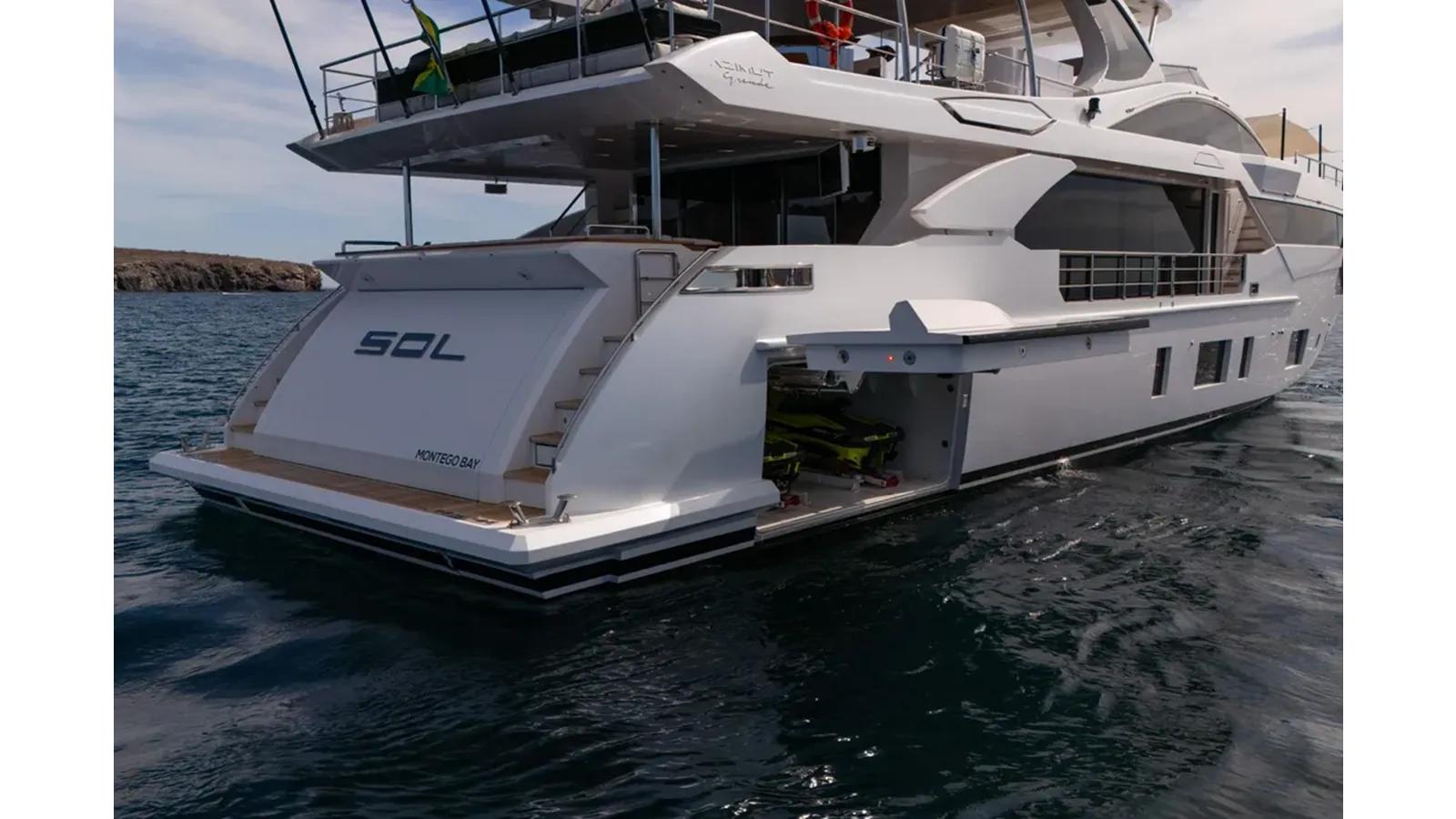 Buy a yacht 2019 Azimut Grande 35 Metri - Azimut Yachts