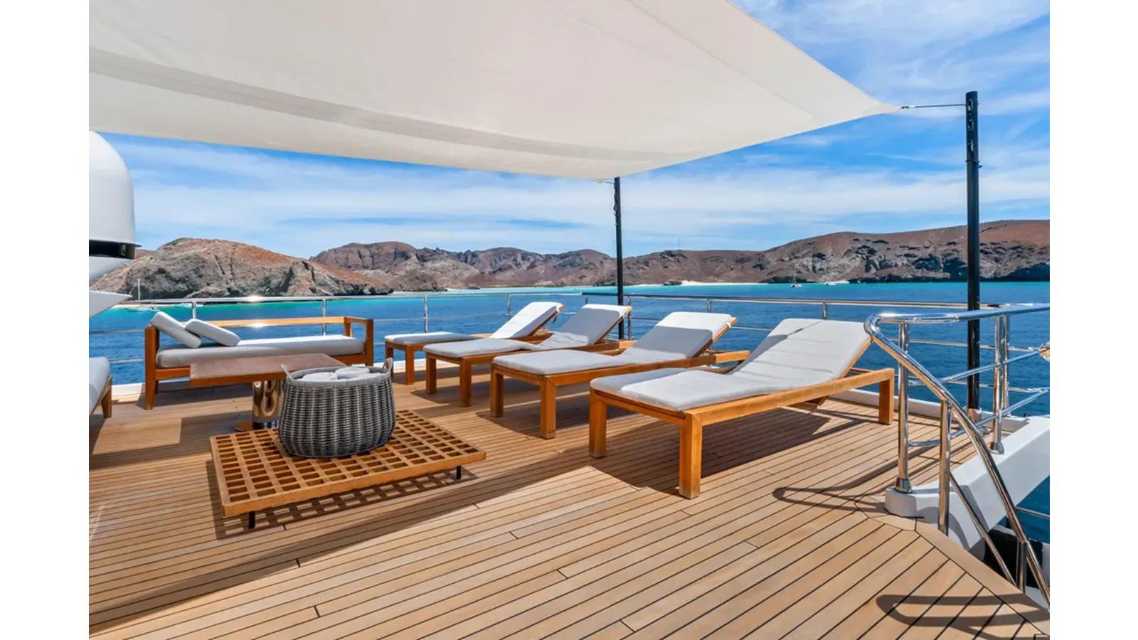 best yacht sales deals 2019 Azimut Grande 35 Metri Grande 35 Metri