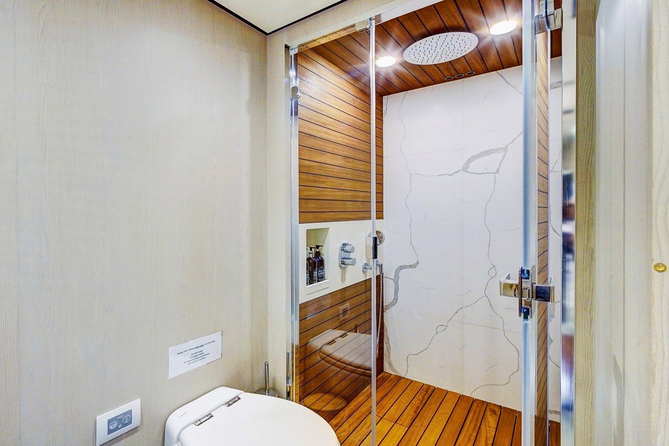 best yacht sales deals Transcendence 78 Flybridge