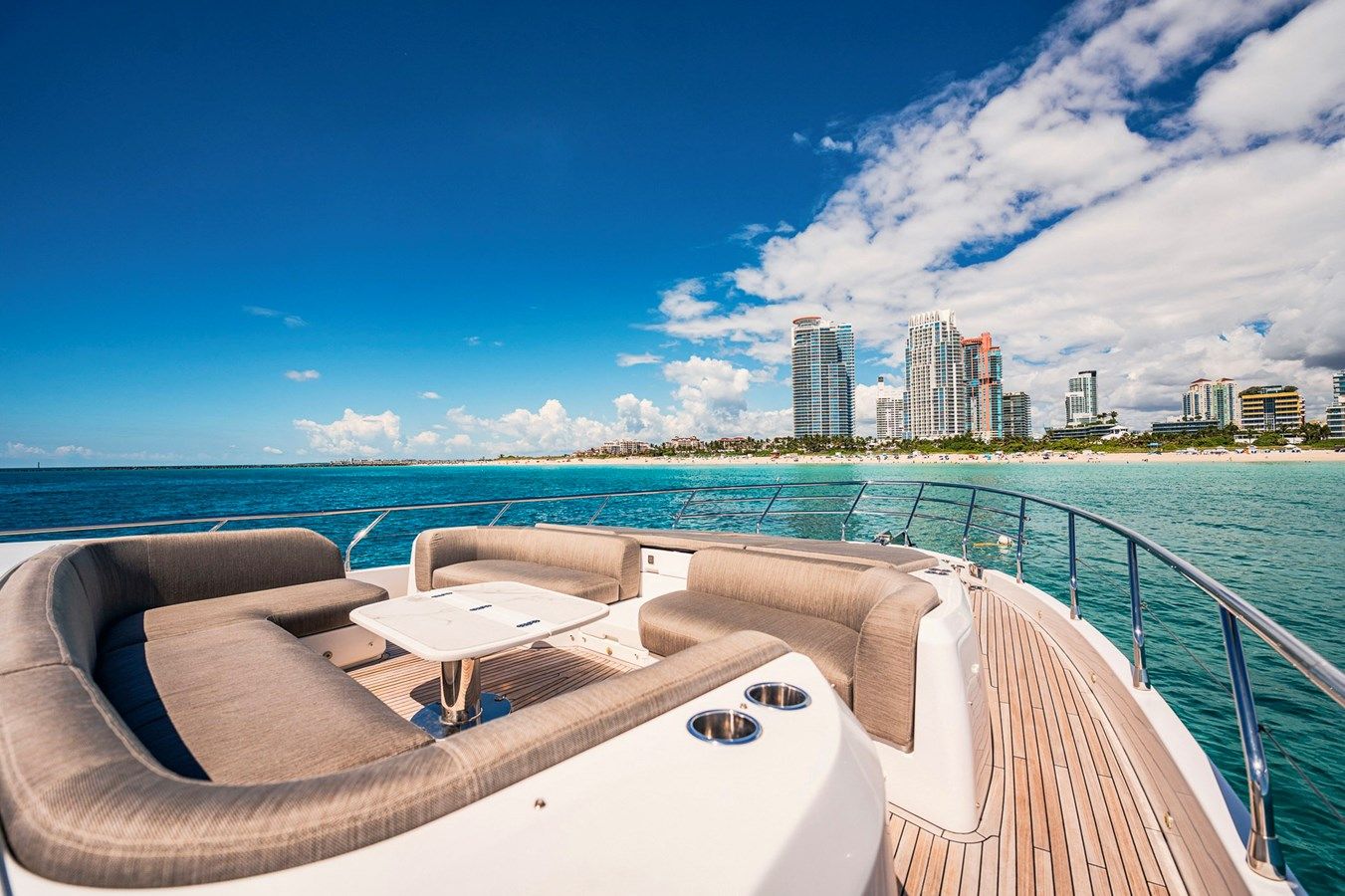 the best price on Transcendence - Azimut Yachts