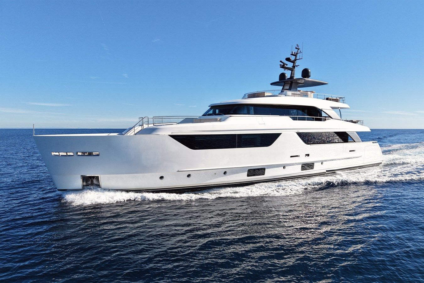 Buy a yacht PENTA 2021