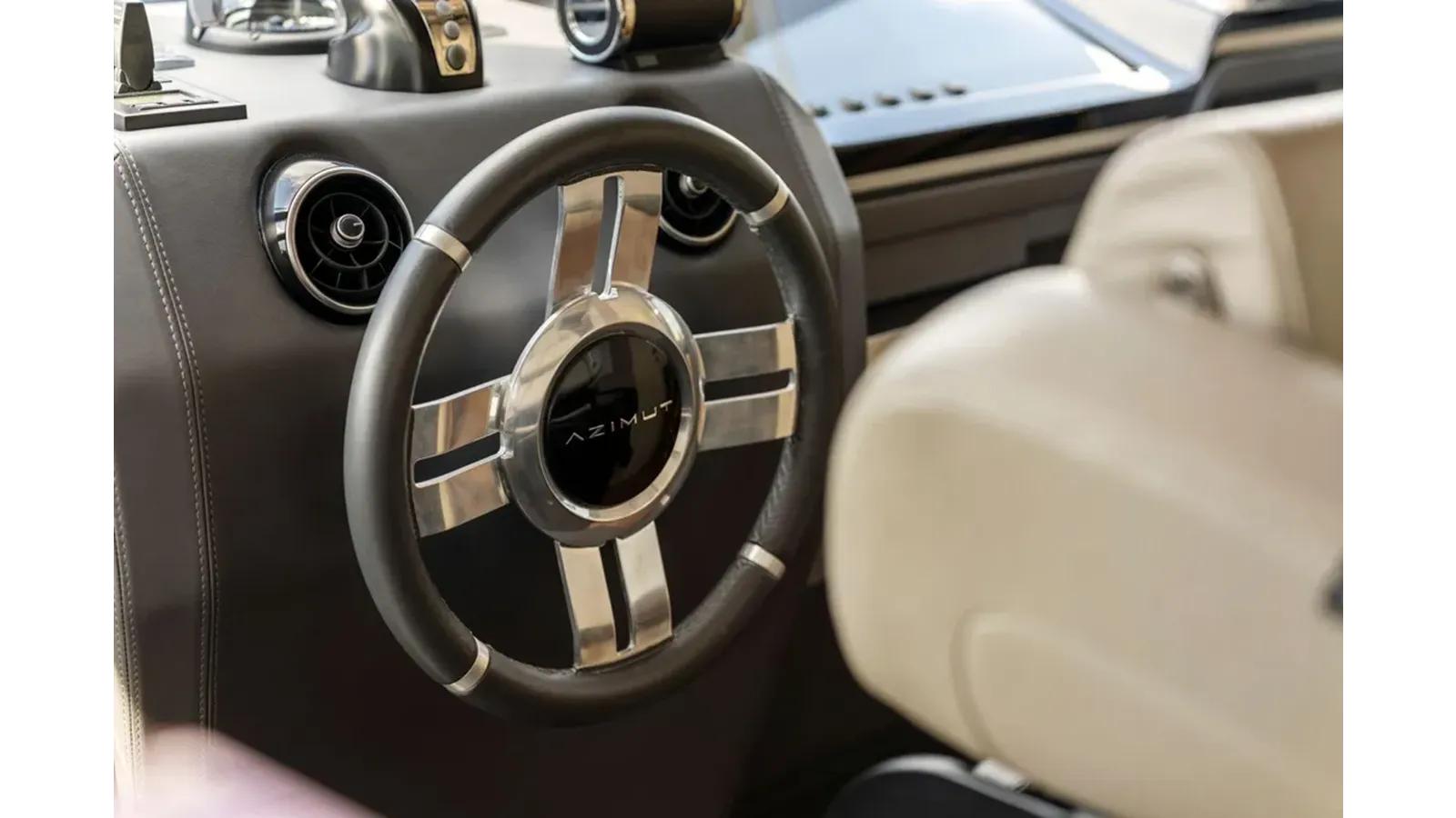 Стоимость яхты 2022 Azimut S10 2022