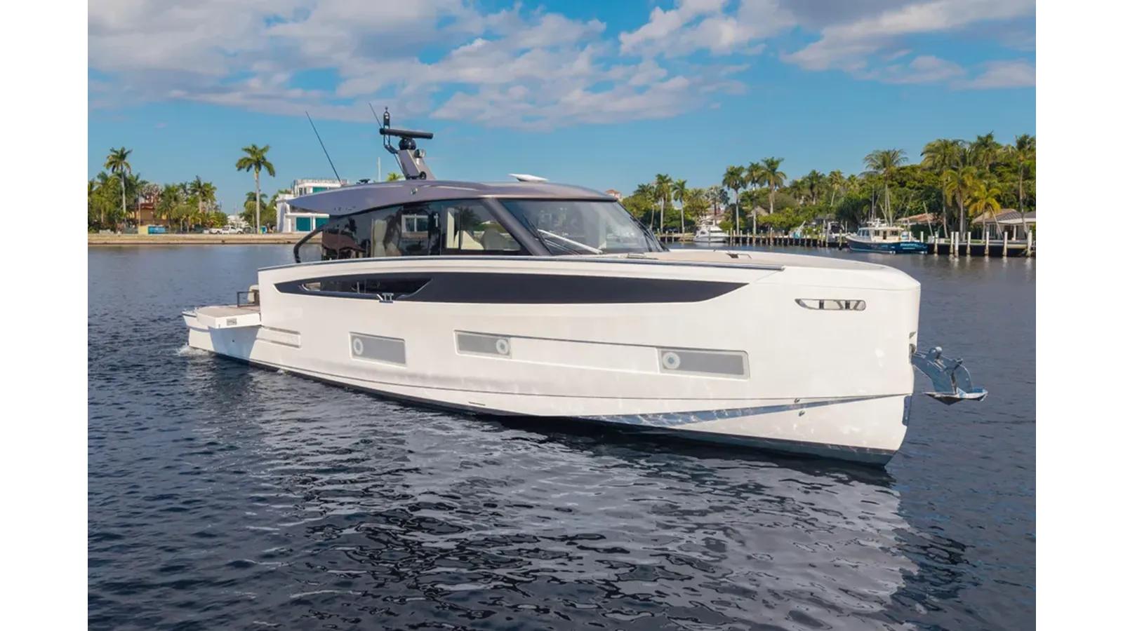 2025 Azimut Seadeck 6 - Azimut Yachts