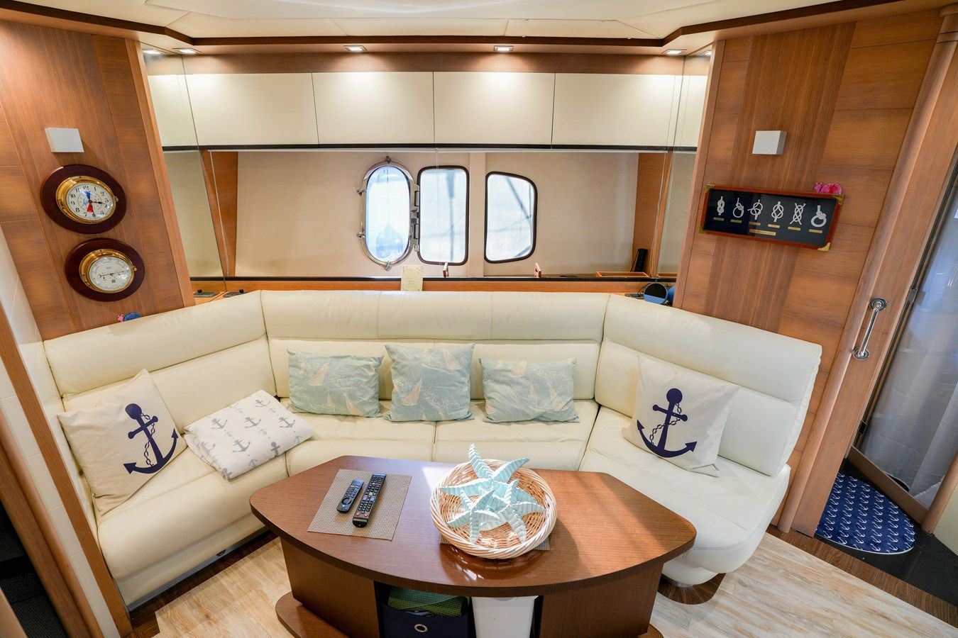 SANGRIA 35 yacht sale