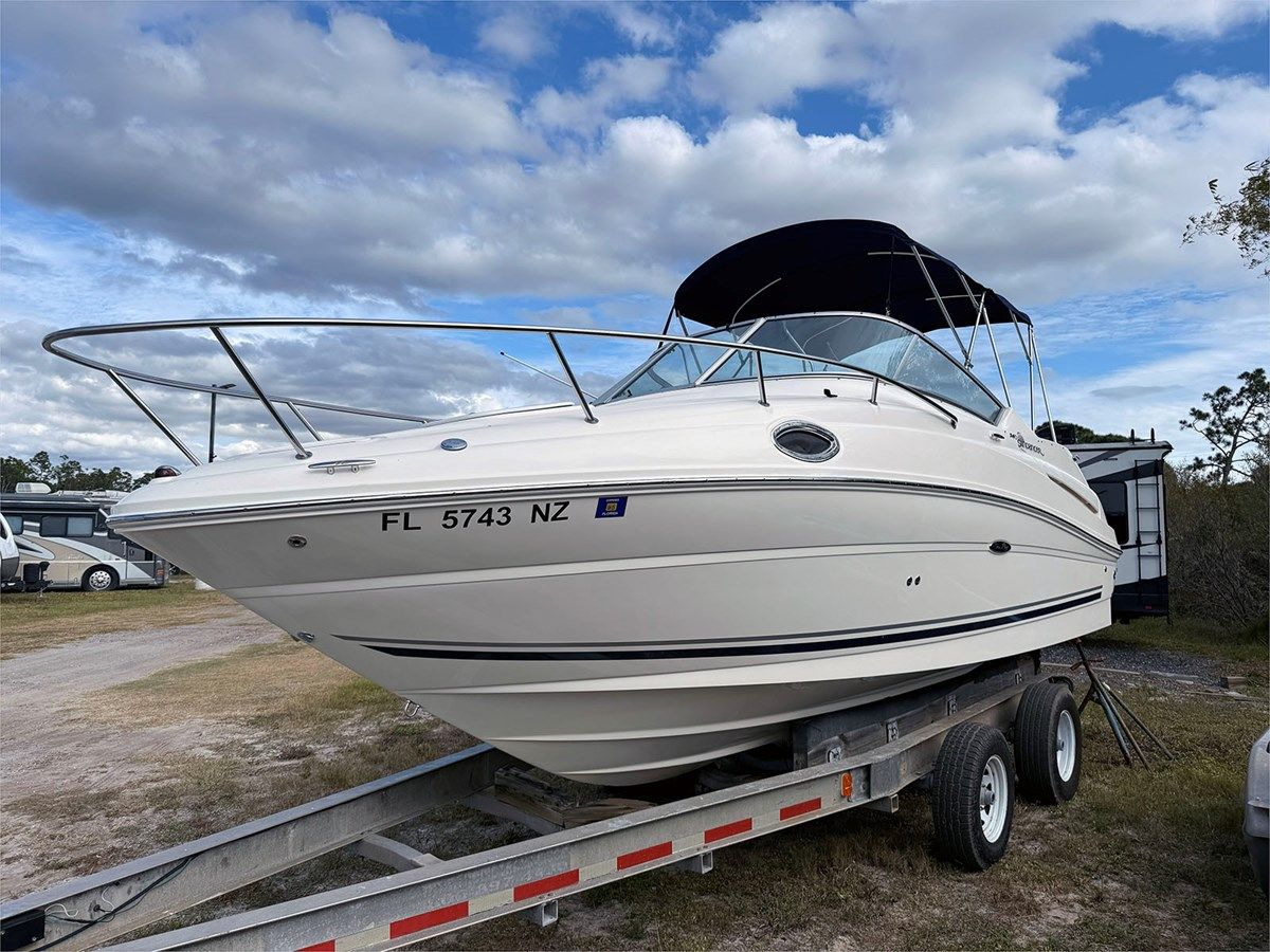 best yacht sales deals 24' Sea Ray 2008 240 Sundancer - SEA RAY