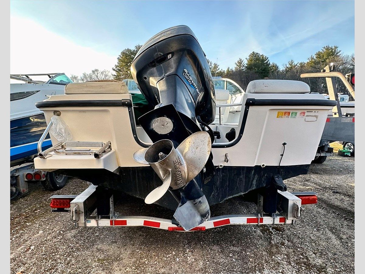 Купить 20' Boston Whaler 1999 Ventura 1999