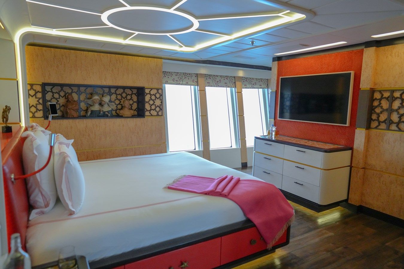 KHALILAH - PALMER & JOHNSON yacht sale