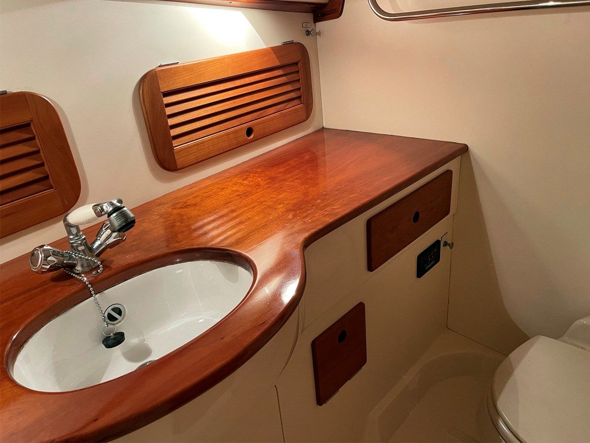 Лучшая цена на SOLEIL 2003