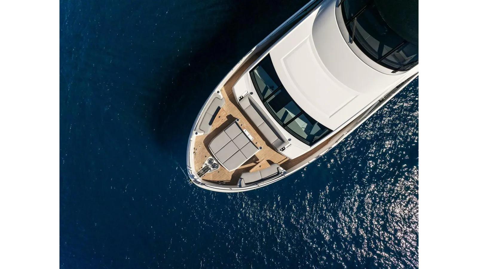 the best price on 90 OCEAN ENCLOSED 2026