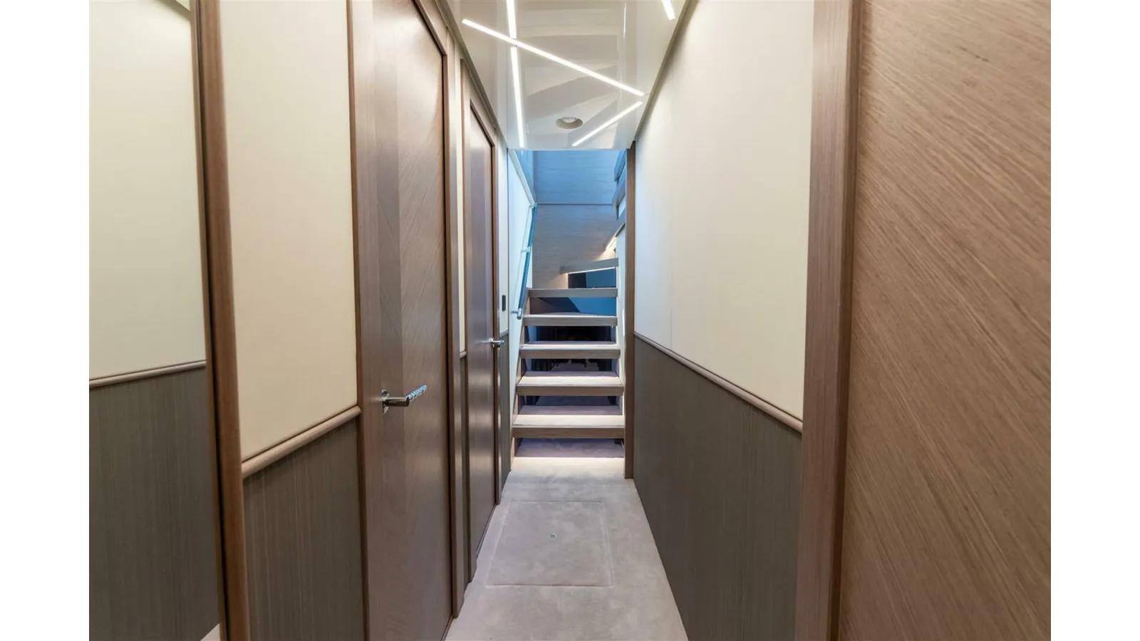 best yacht sales deals 90 OCEAN ENCLOSED