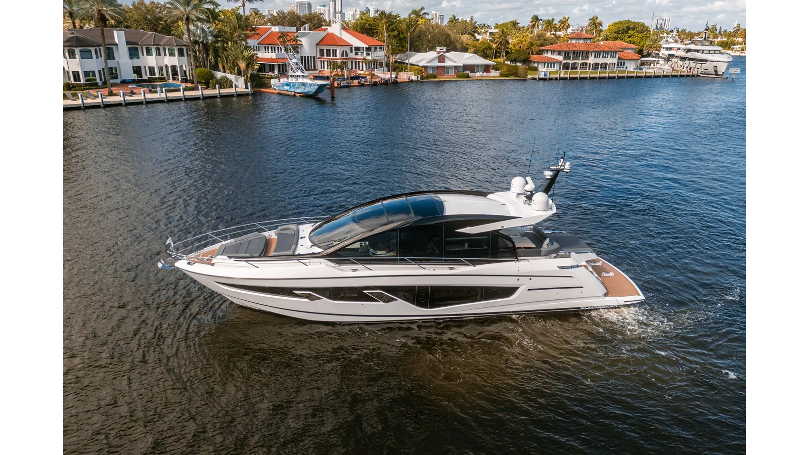 Продажа яхты LORENA - Sunseeker