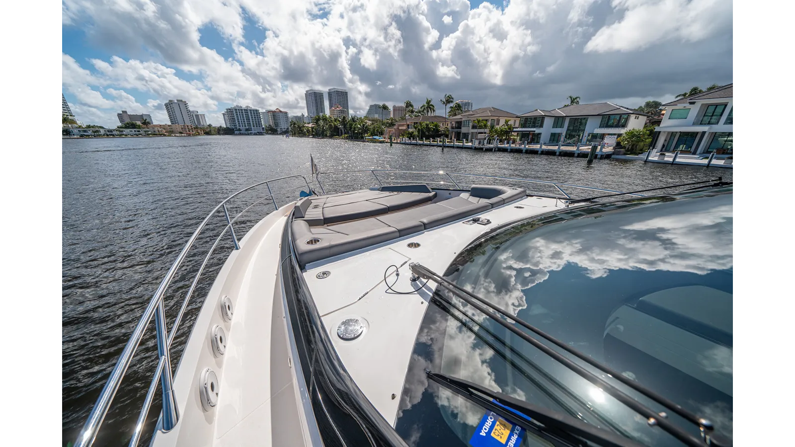 Купить яхту LORENA Predator 65 в Shestakov Yacht Sales