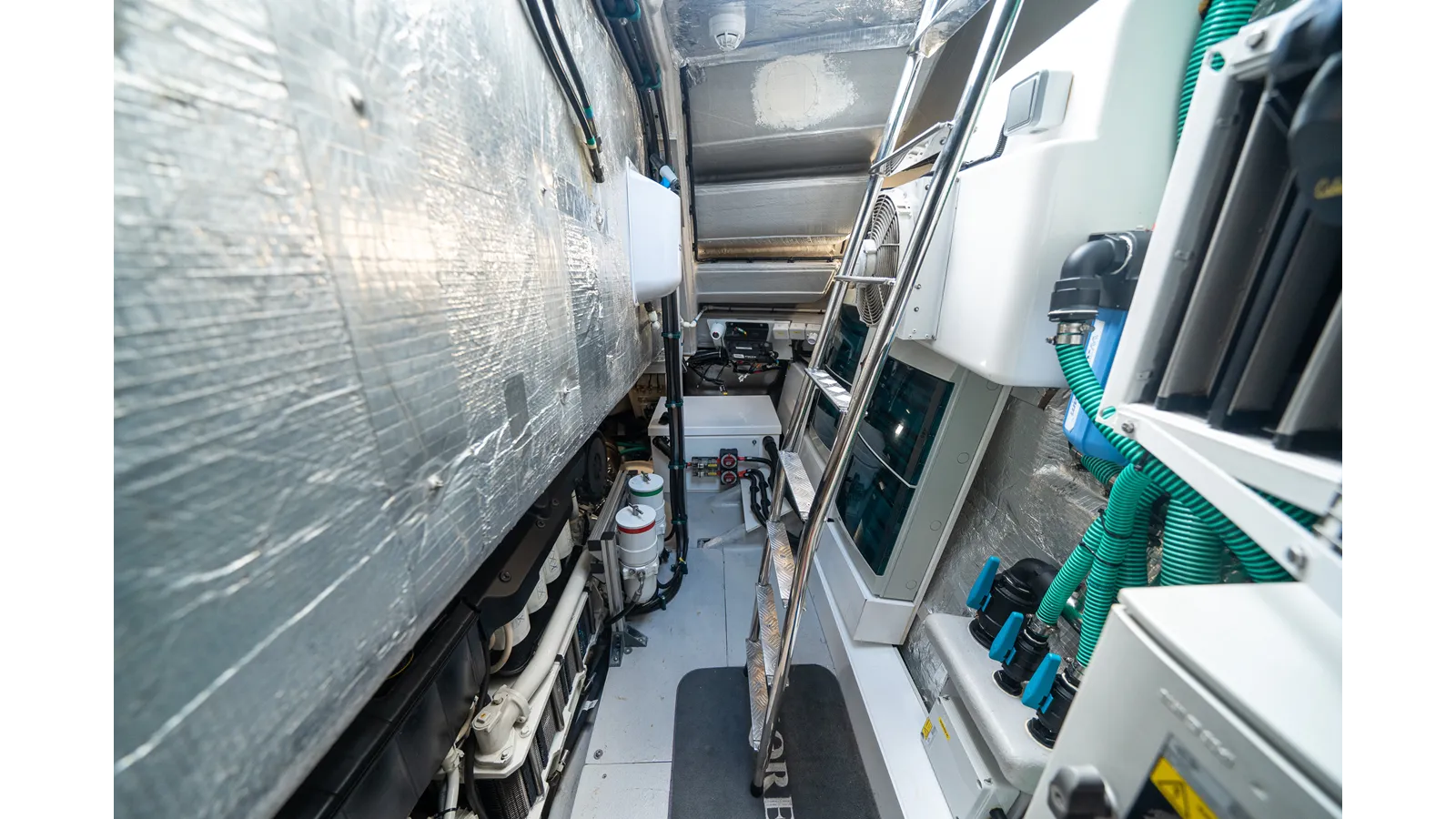 Продажа яхты LORENA