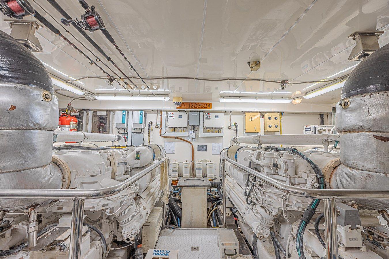 best yacht sales deals Margarita 77