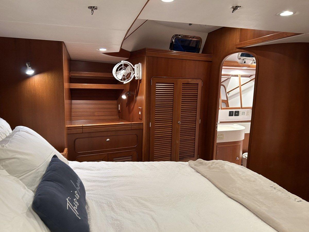 best yacht sales deals TRIUMPH - HYLAS