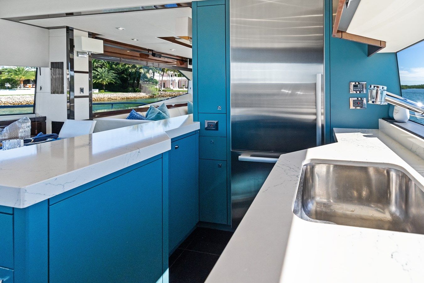 Buy a yacht It's Enough - Sunseeker