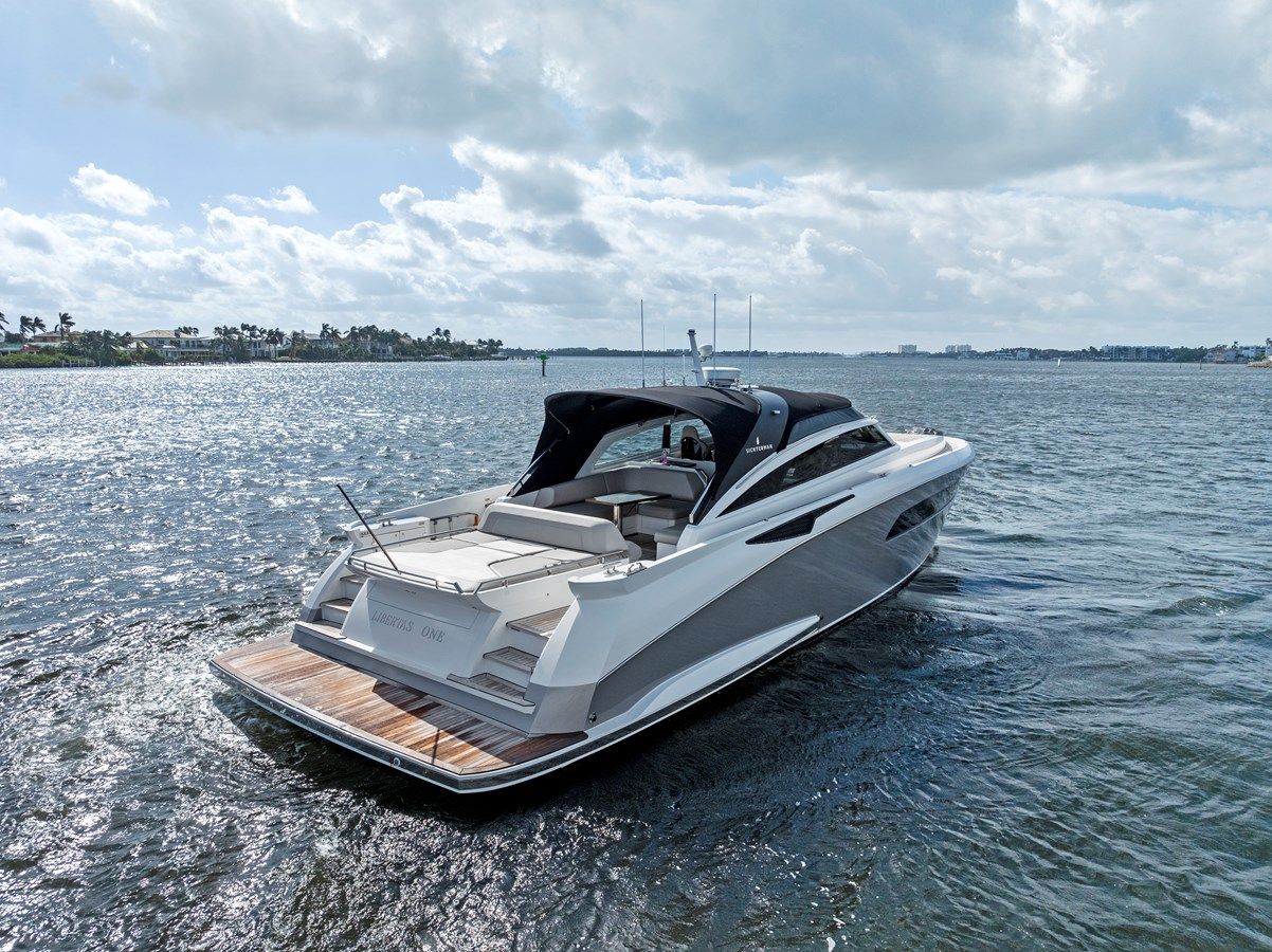 Buy a yacht Libertas One - SICHTERMAN