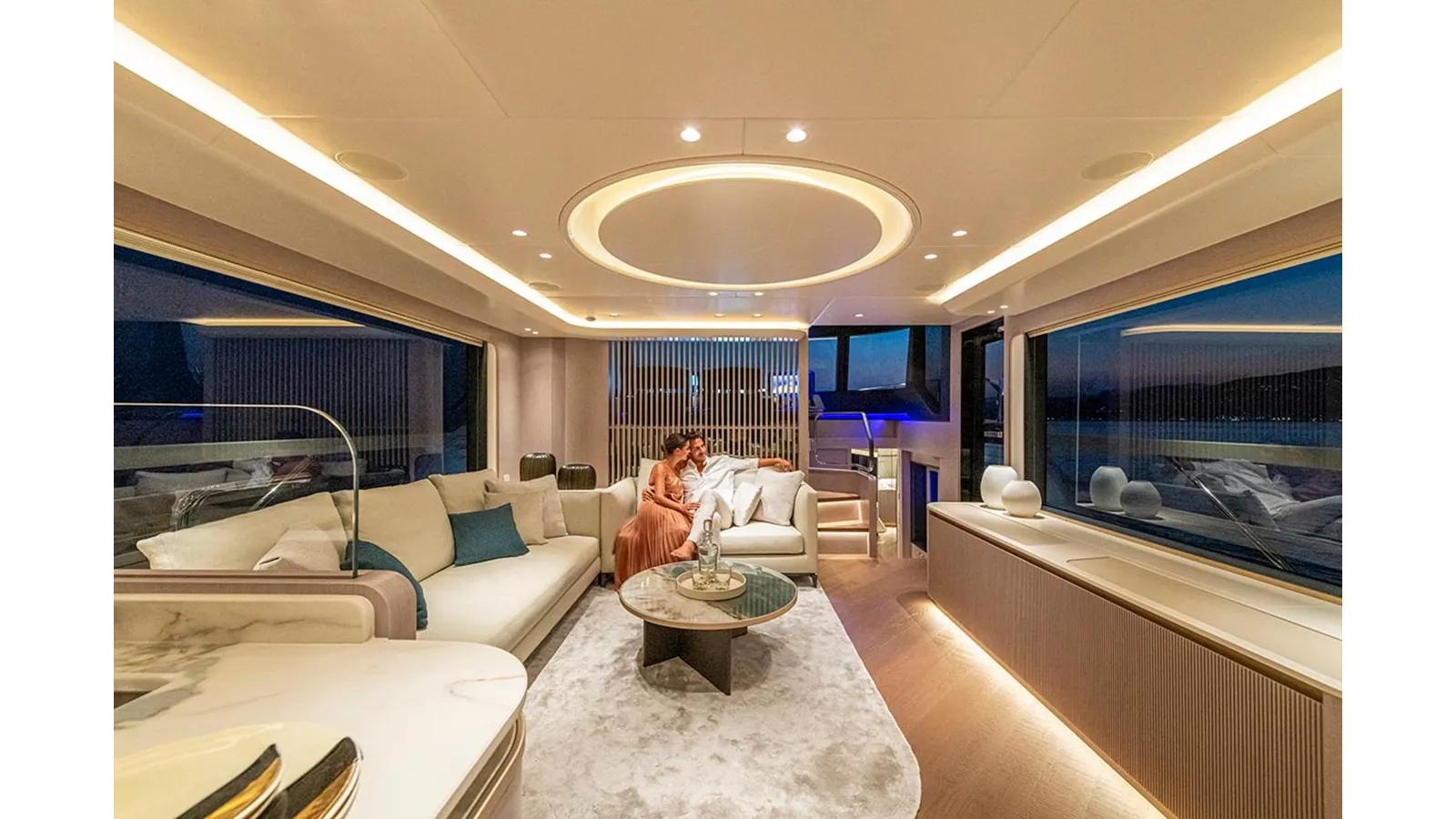 Buy a yacht NAVETTA 70 - Absolute Yachts
