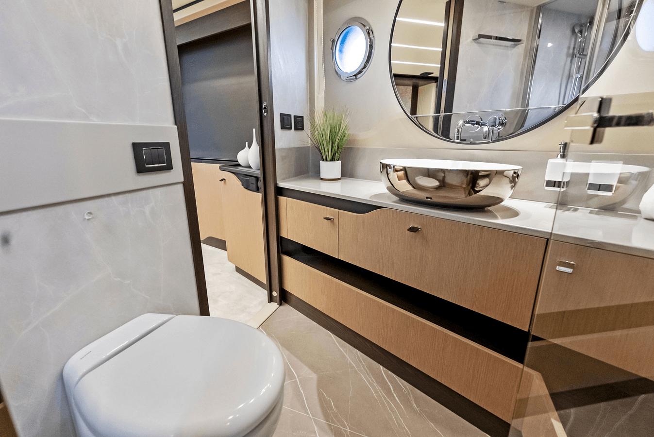 best yacht sales deals 52 FLY - Absolute Yachts