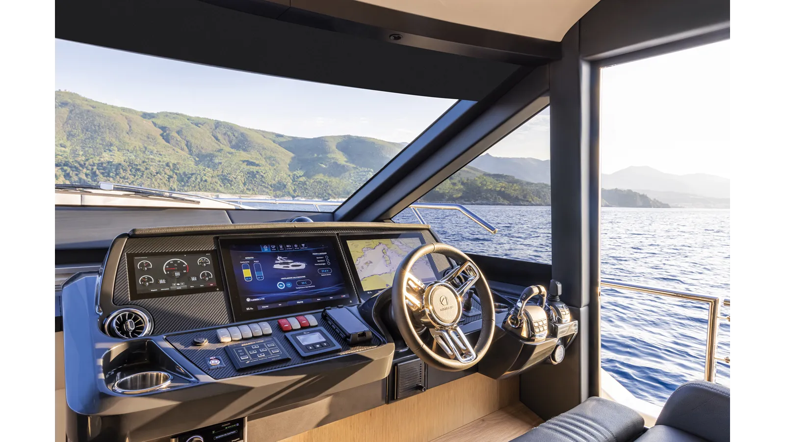 Buy a 60 FLY - Absolute Yachts at Shestakov Yacht Sales