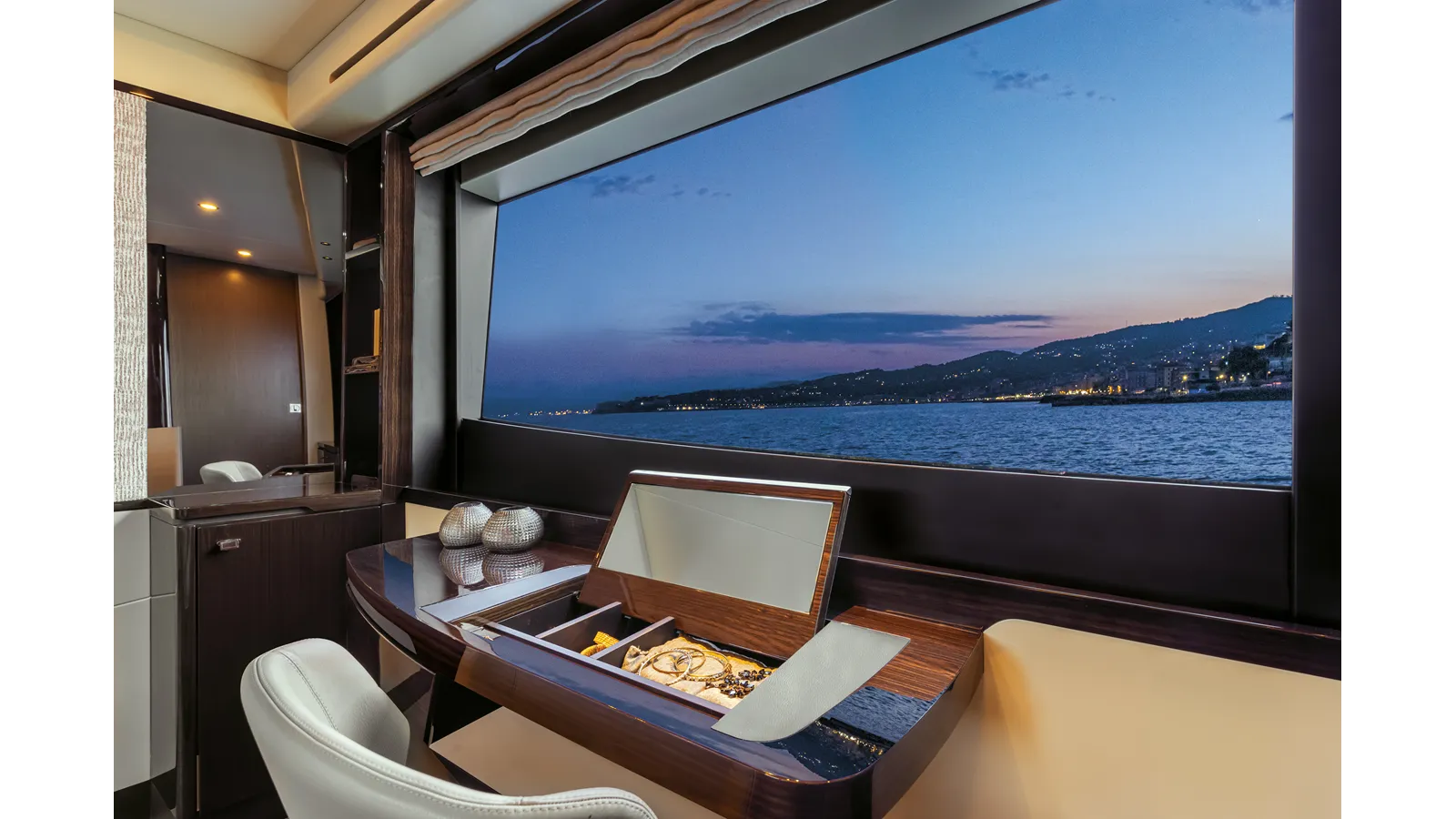 60 FLY 60 yacht sale