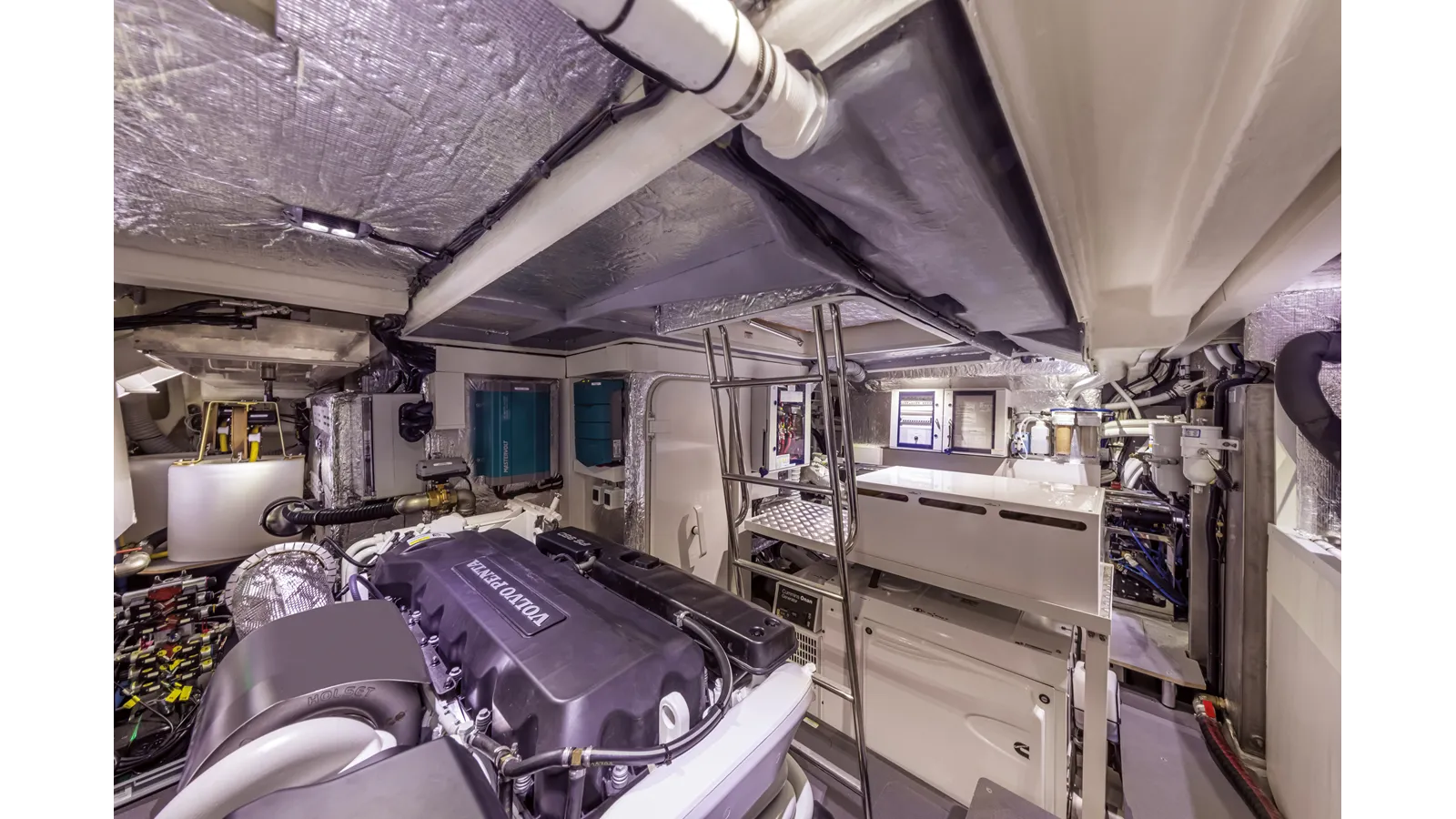 best yacht sales deals 60 FLY - Absolute Yachts