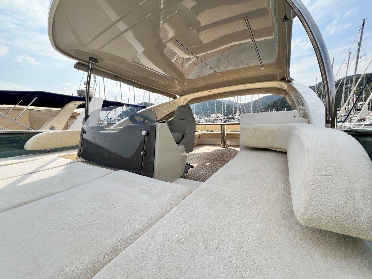 Buy a yacht Navetta - Absolute Yachts