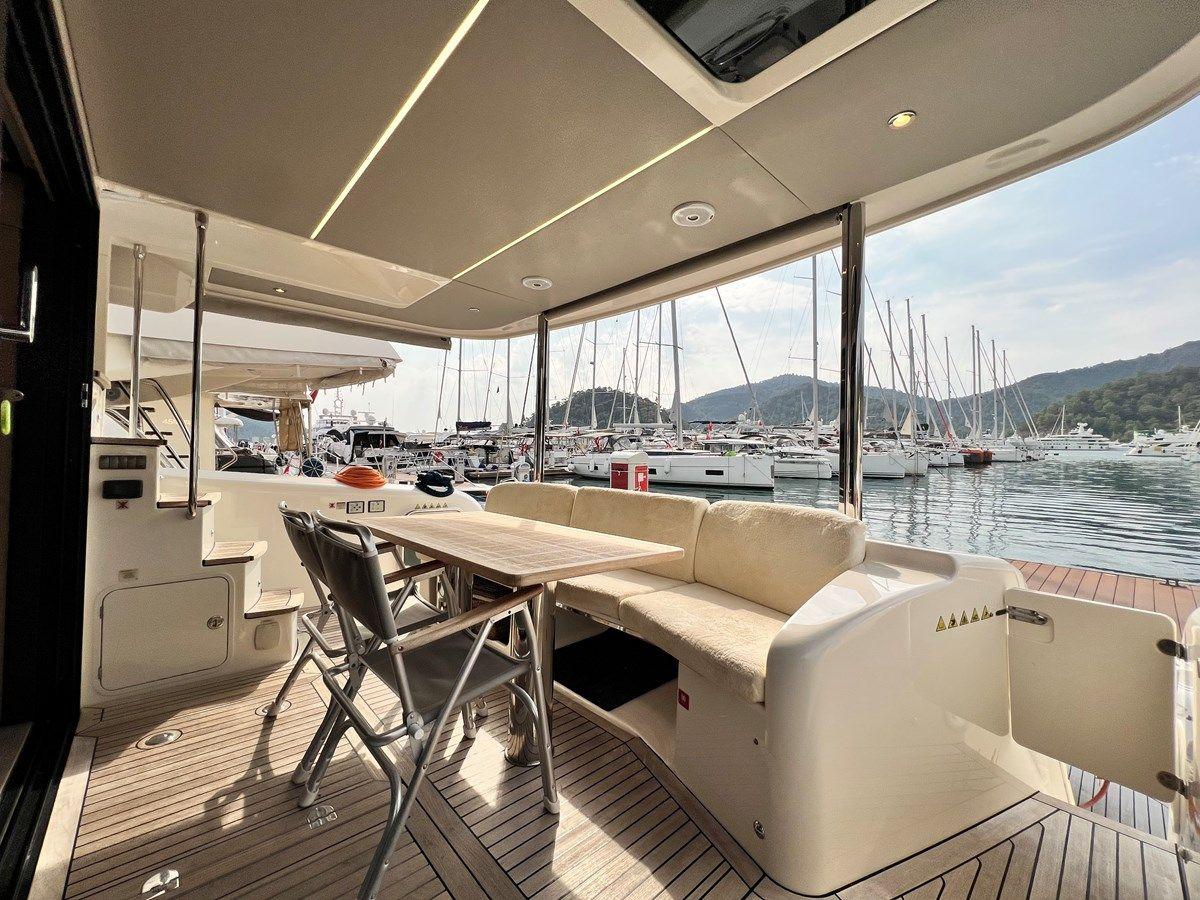 Navetta - Absolute Yachts price