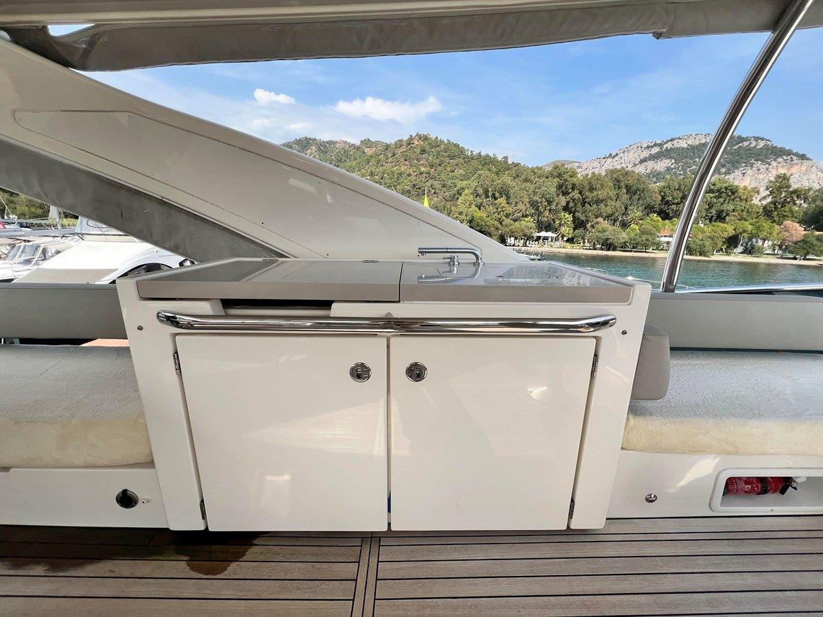 best yacht sales deals Navetta 49