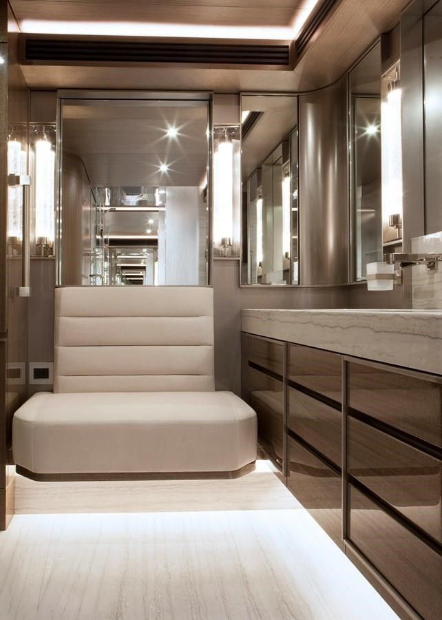 Продажа яхты SERENITY 125