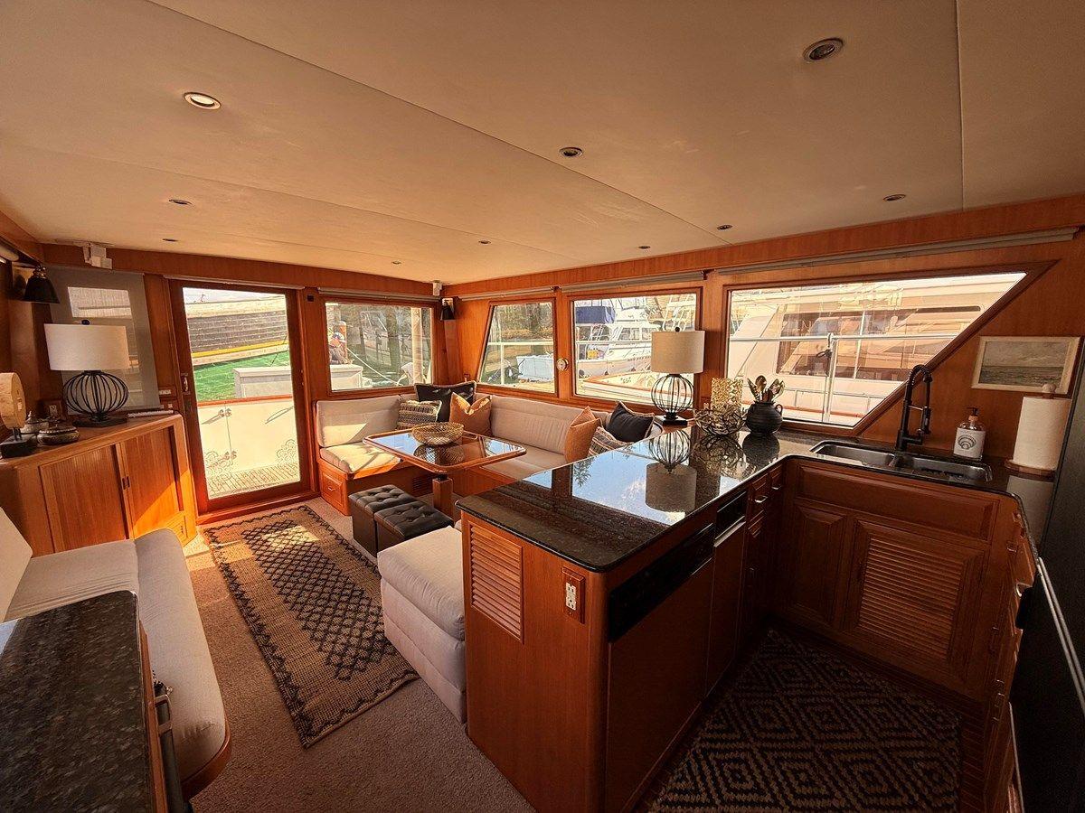 the best price on ISLAND GIRL 48