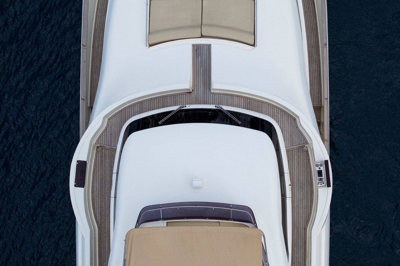 Стоимость яхты Navetta Crescendo 26 - Custom Line