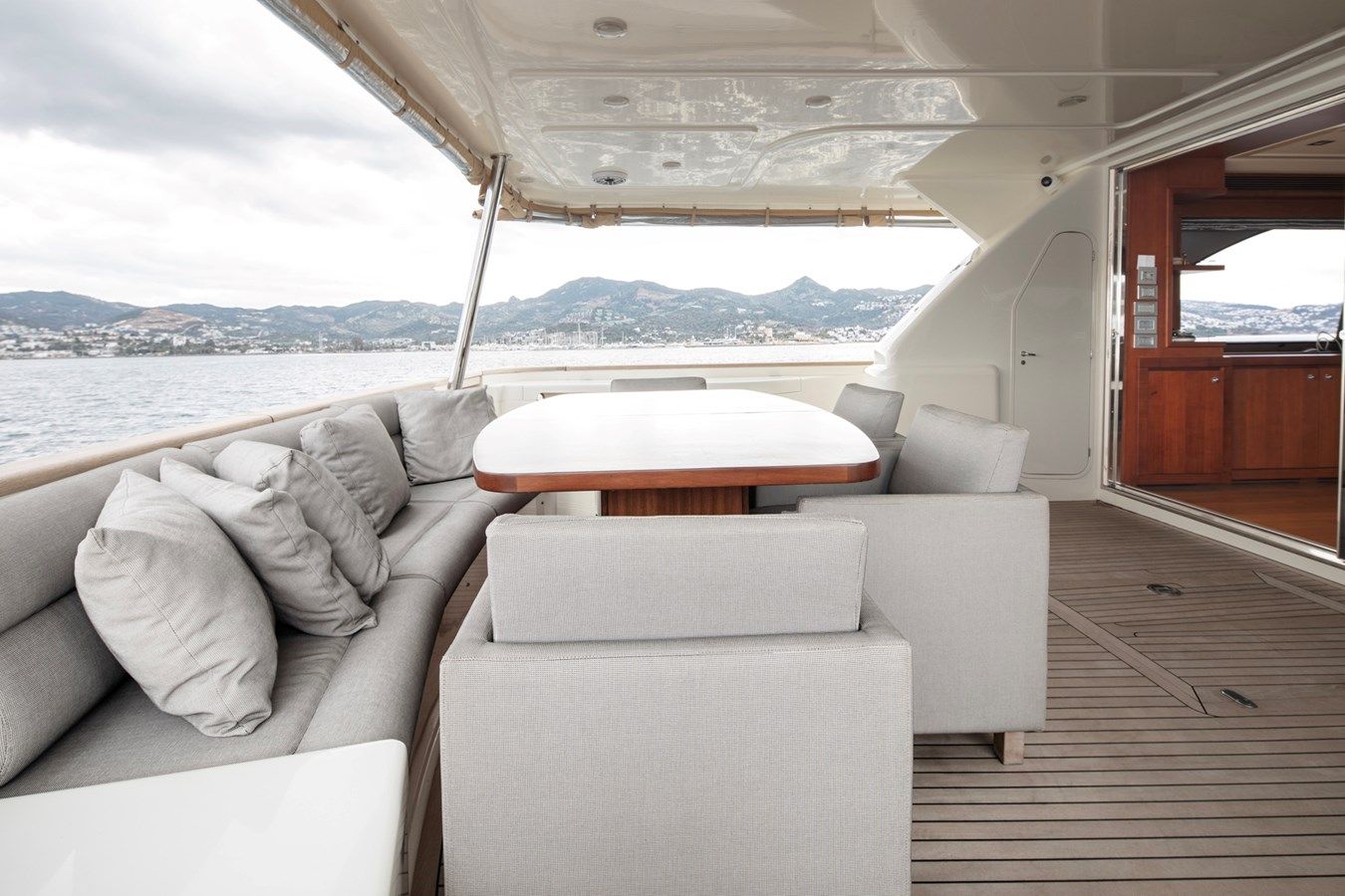 Лучшие предложения покупки яхты Navetta Crescendo 26 2014