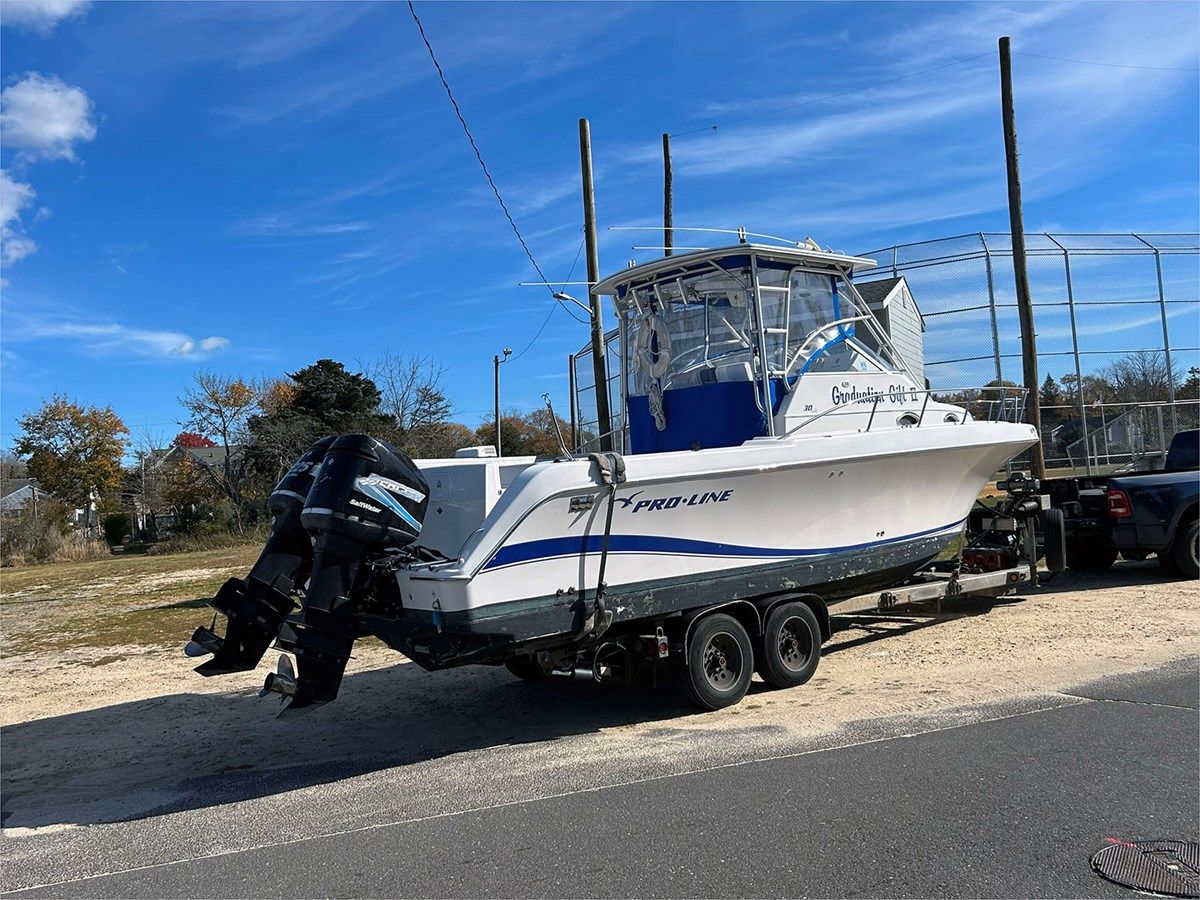 Buy a yacht 30' Pro-Line 2004 30 Walk 2004