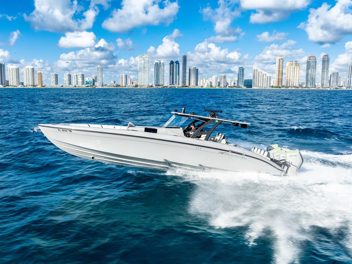 Продажа яхты Trigger - Midnight Express Powerboats